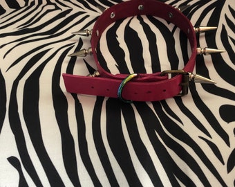 Couro rosa, com gargantilha punk com ponta de árvore tamanho 13