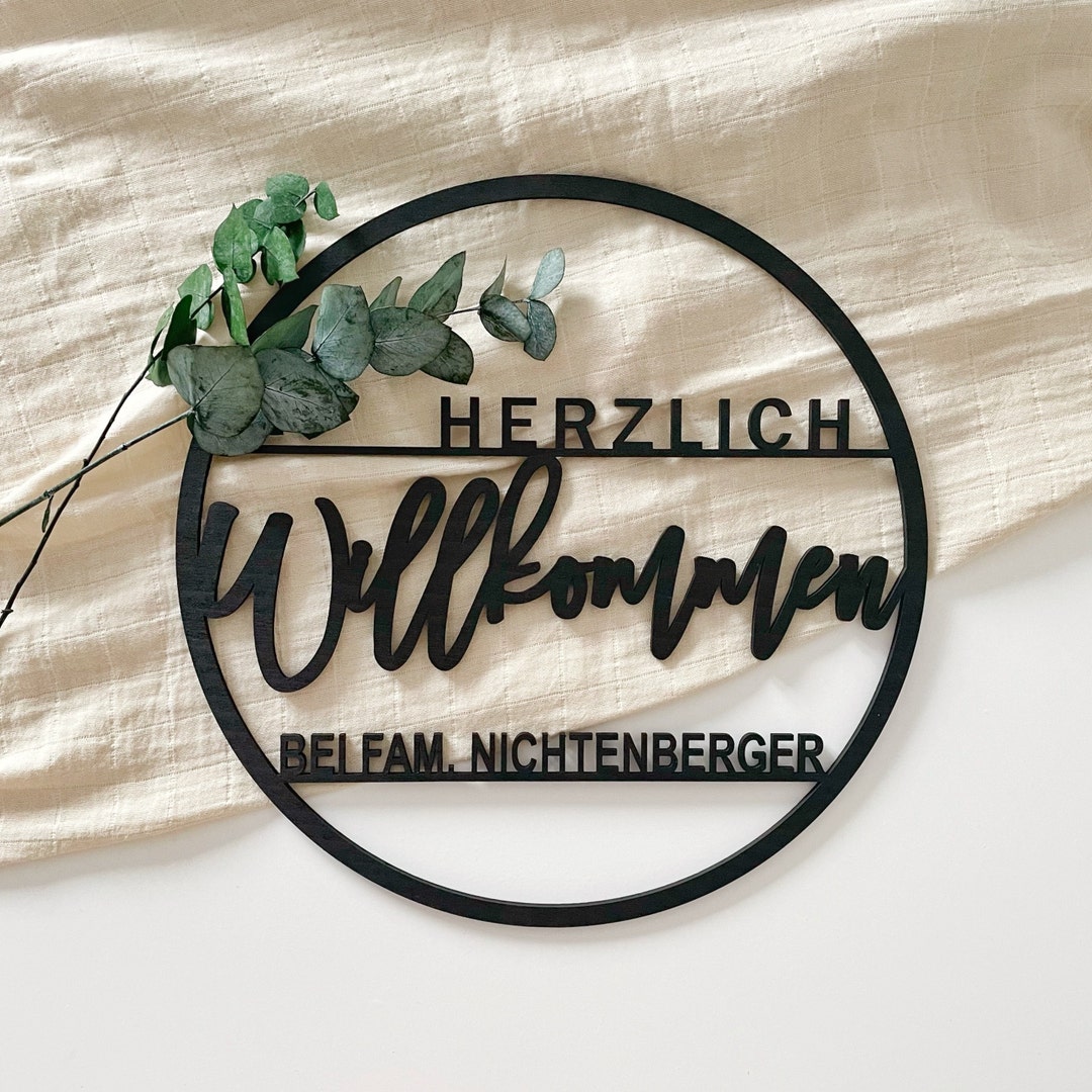 Personalisierter Türkranz mit Familienname, Türschild mit Trockenblumen