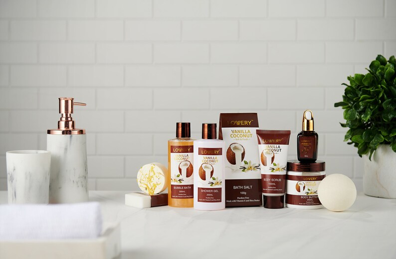 Bath and Body Gift Set For Women & Men, 10pcs Vanilla Coconut Home Spa Set with Jojoba Oil, Handmade Oatmeal Soap, Shower Gel, Bubble Bath bild 8