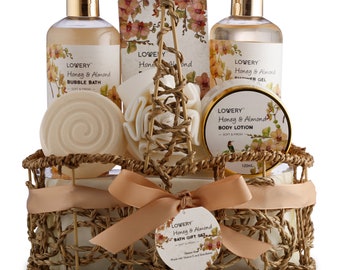Lovery Home Spa Gift Basket - Honey & Almond Scent - Luxury Set