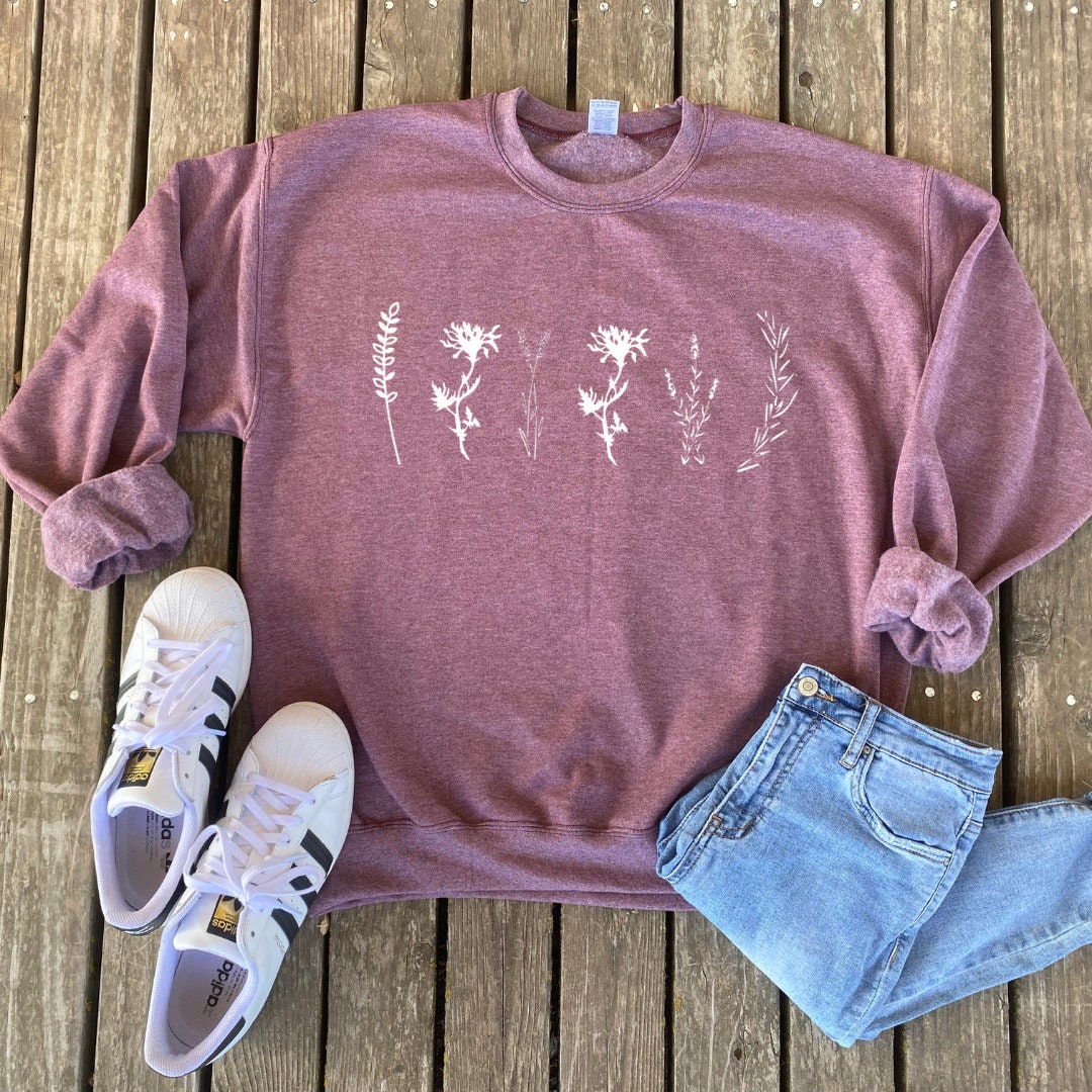 Wildflower Floral Adult Women's Crewneck Sweatshirt, Spring Comfy Sweatshirt, Mothers Day Gift, Gift for Her, Floral Fleece Crewneck