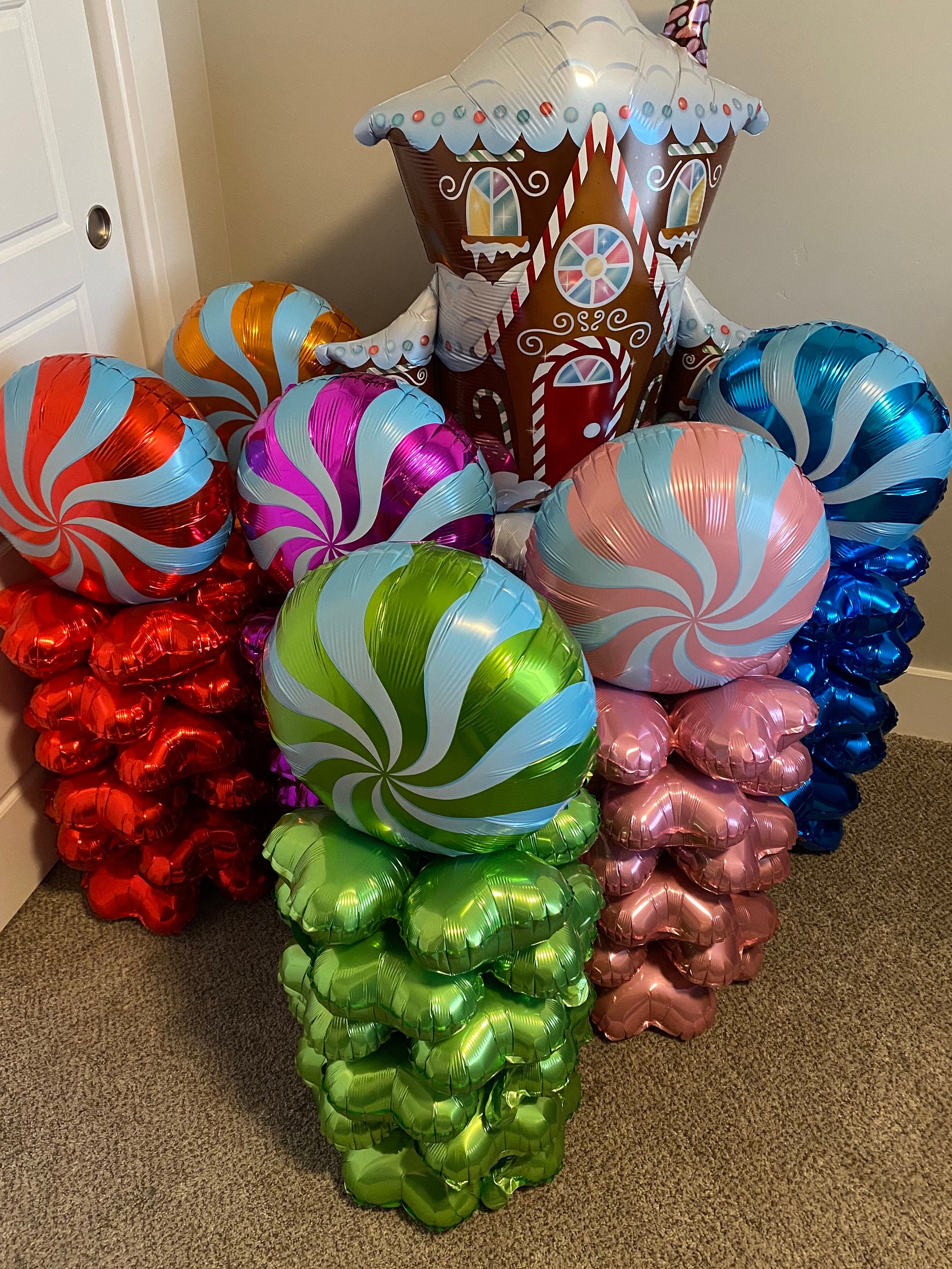 Candyland balloon bunches kit by MindisBalloons