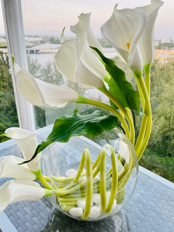 Crosswinds Vase, Calla Lily/lilies Centerpiece - Etsy Israel