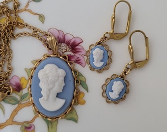 ENSEMBLE CAMEO BLEU fait main de style victorien Collier Boucles d'oreilles faites avec des camées et des montures vintage