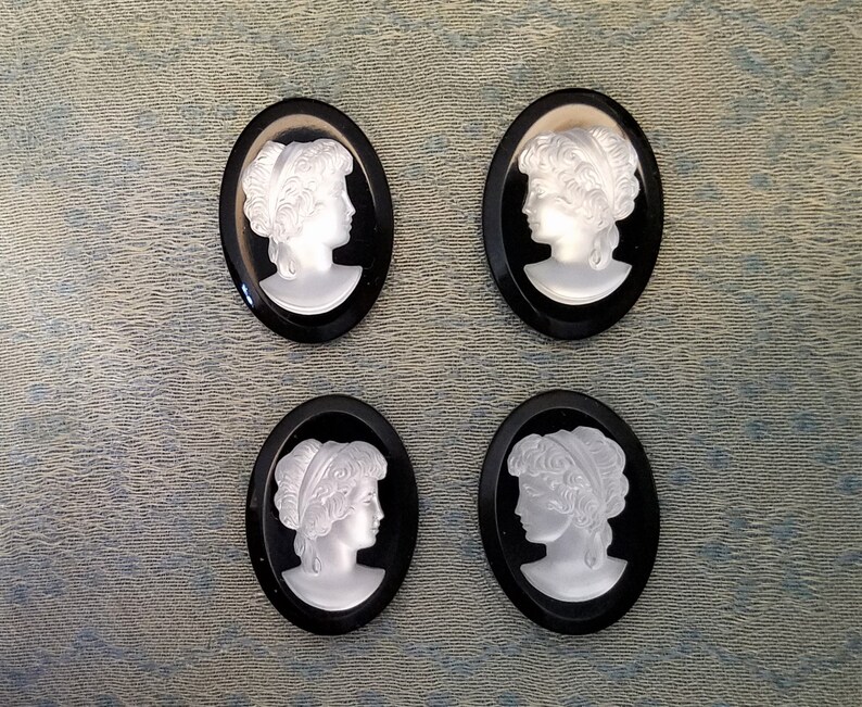 2 Pairs Large 25x18 mm VINTAGE CAMEOS LOOSE Made in West Etsy