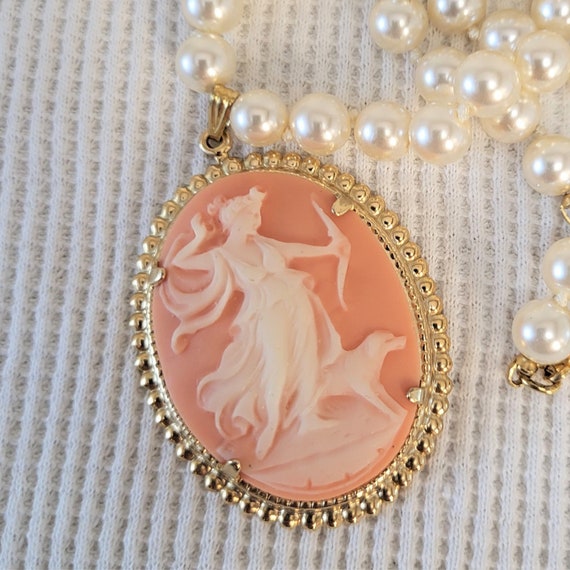 Victorian Style VINTAGE CAMEO and  Hand Knotted G… - image 4