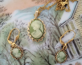 Boucles d'oreilles collier GREEN CAMEO SET de style victorien fabriquées à la main avec des camées et des paramètres vintage