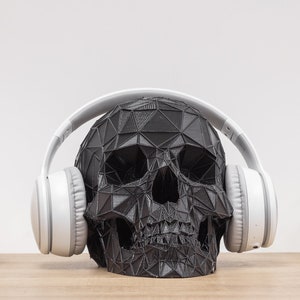 Voronoi Skull Headphone Stand | Gaming Room Decor | Headphone Holder