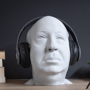 Alfred Hitchcock | Headphone Holder, Gaming Accessories, Desktop, Alfred Hitckcock Bust