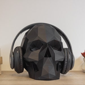 Low Poly Skull Headphone Stand | Skull Headset Stand | Perfect Gamer Gift