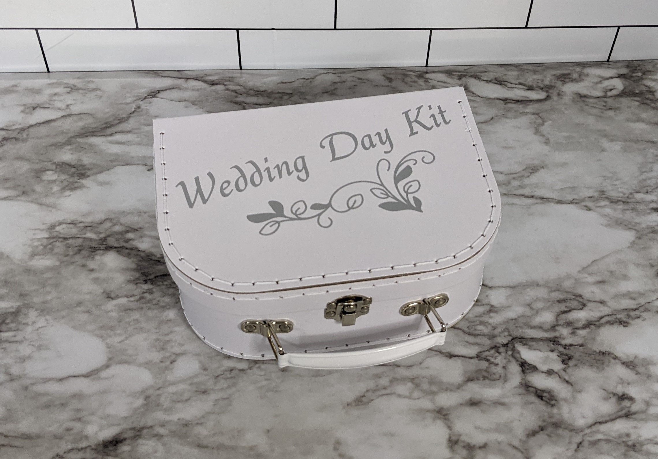 Basic Wedding Day Kit - Etsy