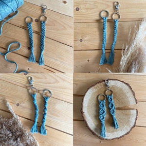 Macramé keychain - turquoise, handmade