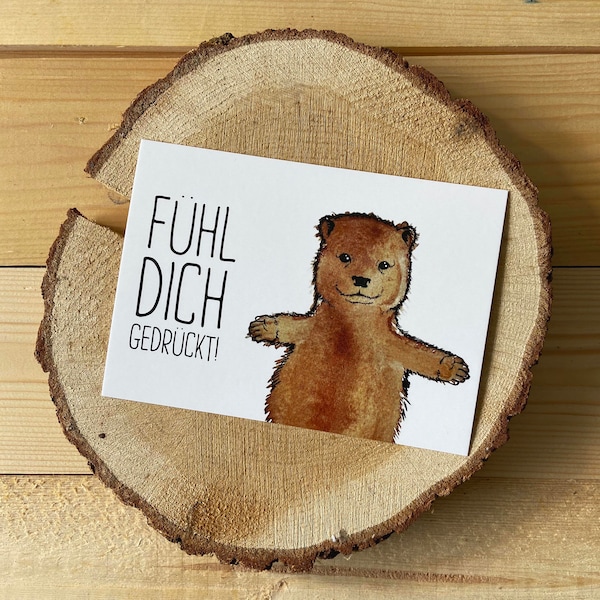 Postkarte Kuschliger Otterbär, Fühl dich gedrückt