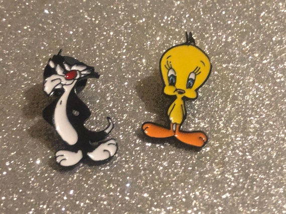 Buy Sylvester & Tweety Pie Cartoon Looney Tunes Pin Badge Set of 2 Online in India - Etsy Buy Sylvester & Tweety Pie Cartoon Looney Tunes Pin Badge Set of 2 Online in India - Etsy