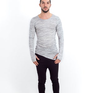 Curved longline top with thumb holes / Scoop neck top / Men's draped long t-shirt / Asymmetric tee in gray / Melange gray futuristic top