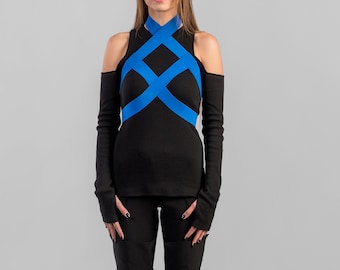 Black Cut Out Shoulder Top / Ribbed Long Sleeve Thumb Hole Shirt / Edgy Minimalist Top / Y2K Aesthetic Clothing / Fitted Women’s Blouse