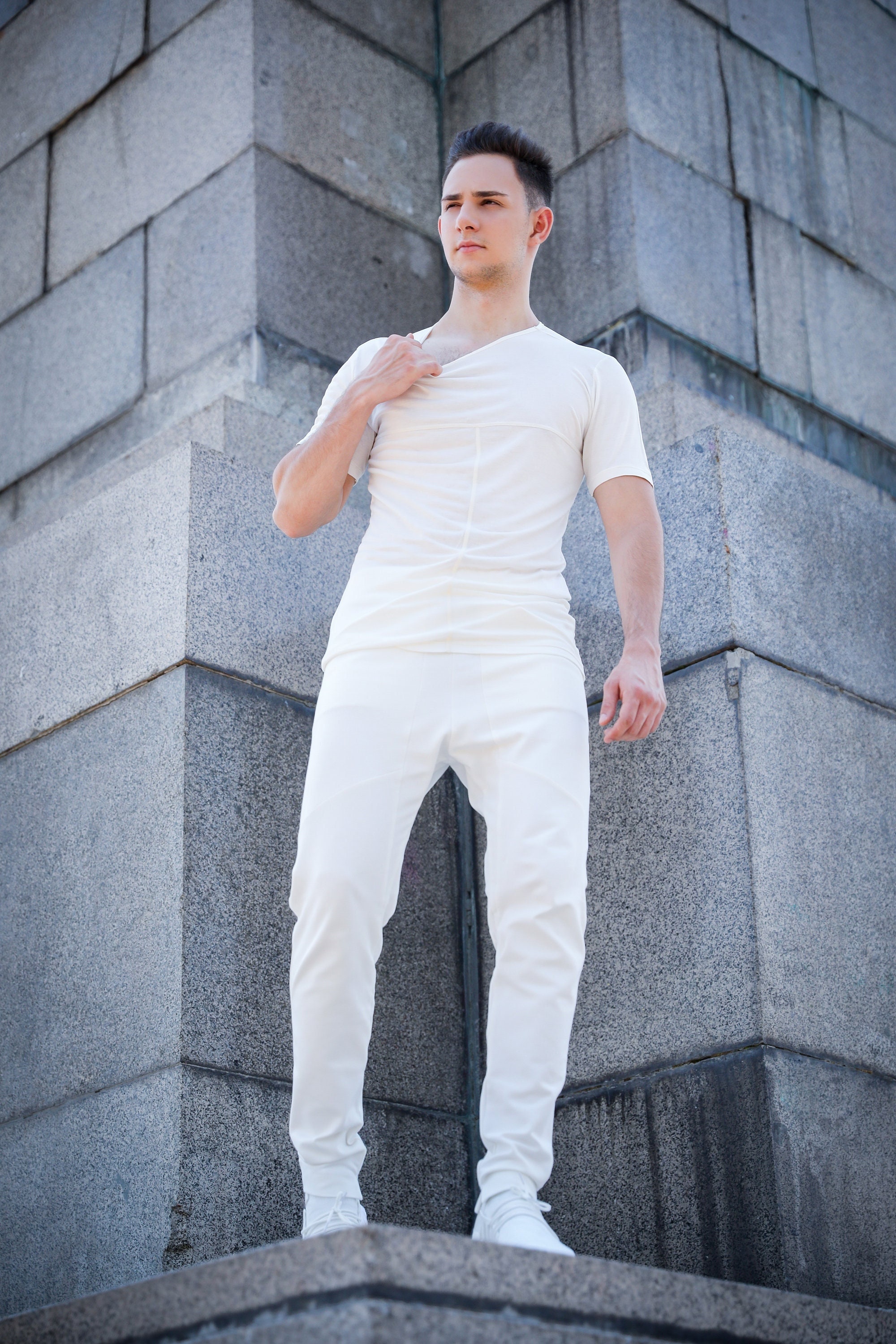 Men's Cream White T-shirt / Short Sleeve Minimalis Top in