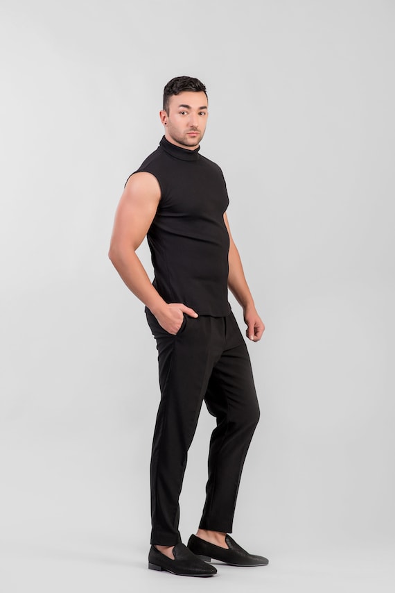 Sleeveless Turtleneck Top / Men's Raw-hem Detailed Tank Top / Minimalist  Ribbed Turtleneck in Black 