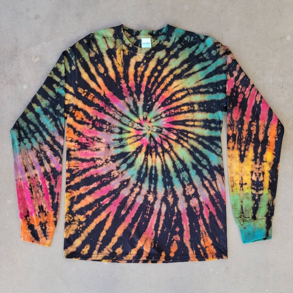 reverse rainbow tie dye