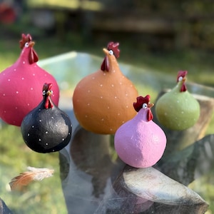 Schwedenhühner Dekoration zu Ostern Hühner Osterfest Polyresin Hennen