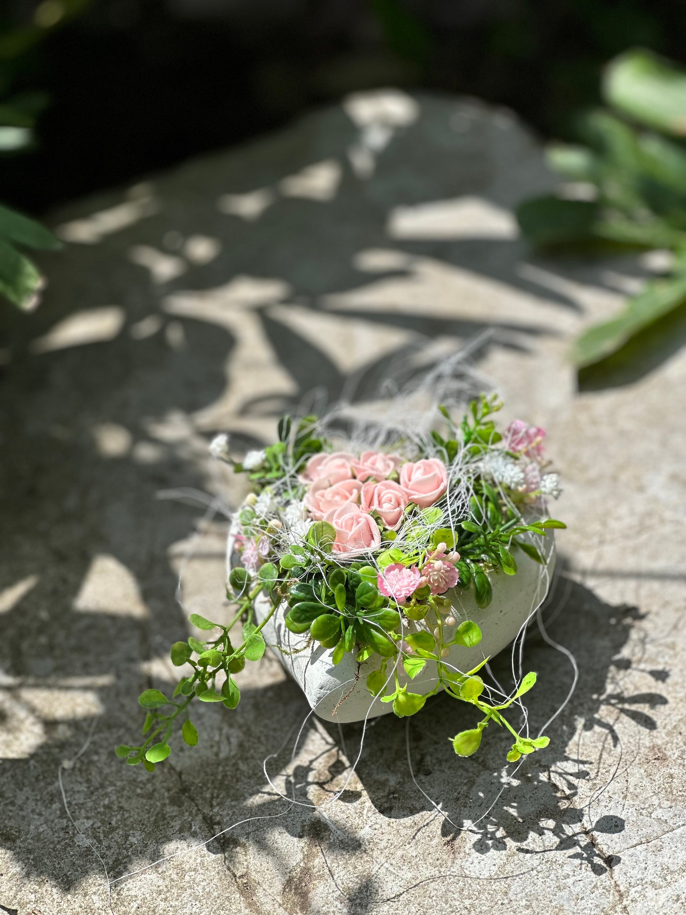 Kleiner Sommer Grabschmuck ,Herz mit Röschen - Etsy.de