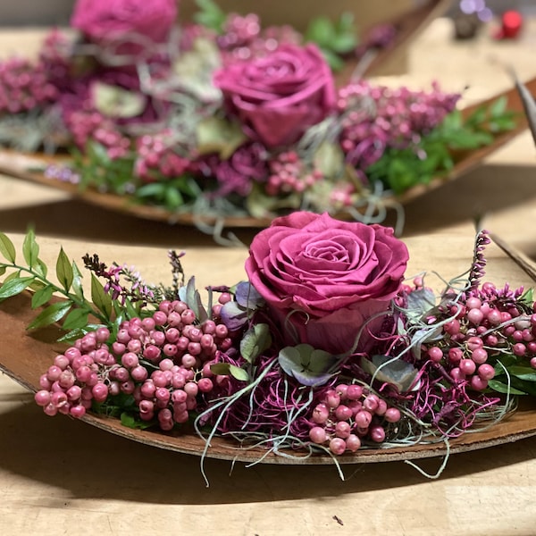 Belrosa Schiffchen mit konservierter Rose Infinity Frühling Hochzeit Tischdekoration