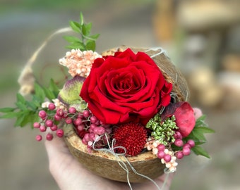 Petit arrangement de fleurs séchées de roses stabilisées « Indian love » Infinity