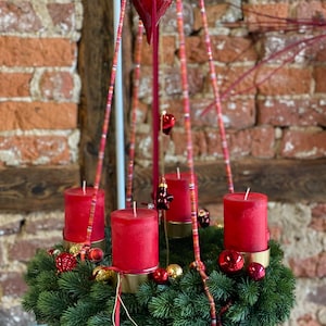 Adventskranz hängend