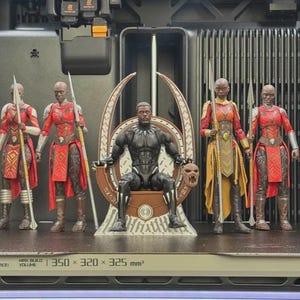 Black Panther Wakanda Troon Marvel Legends 1/12 schaal – Koninklijke Troon Diorama afbeelding 1