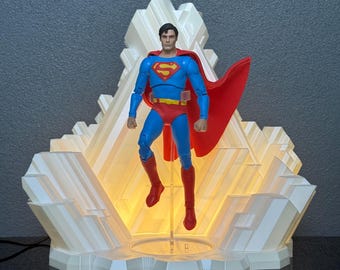 Superman Fortress Ice Display McFarlane DC Multiverse