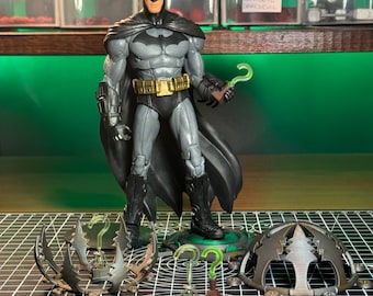 McFarlane and Dc Collectibles City / Asylum / Knight Riddler challenges props