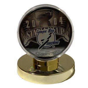 Tampa Bay Lightning 2004 Stanley Cup Champions Logo Hockey Puck