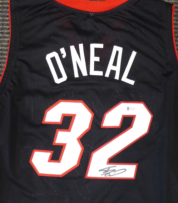 Shaquille O'Neal Hand Signed Autographed Memorabilia