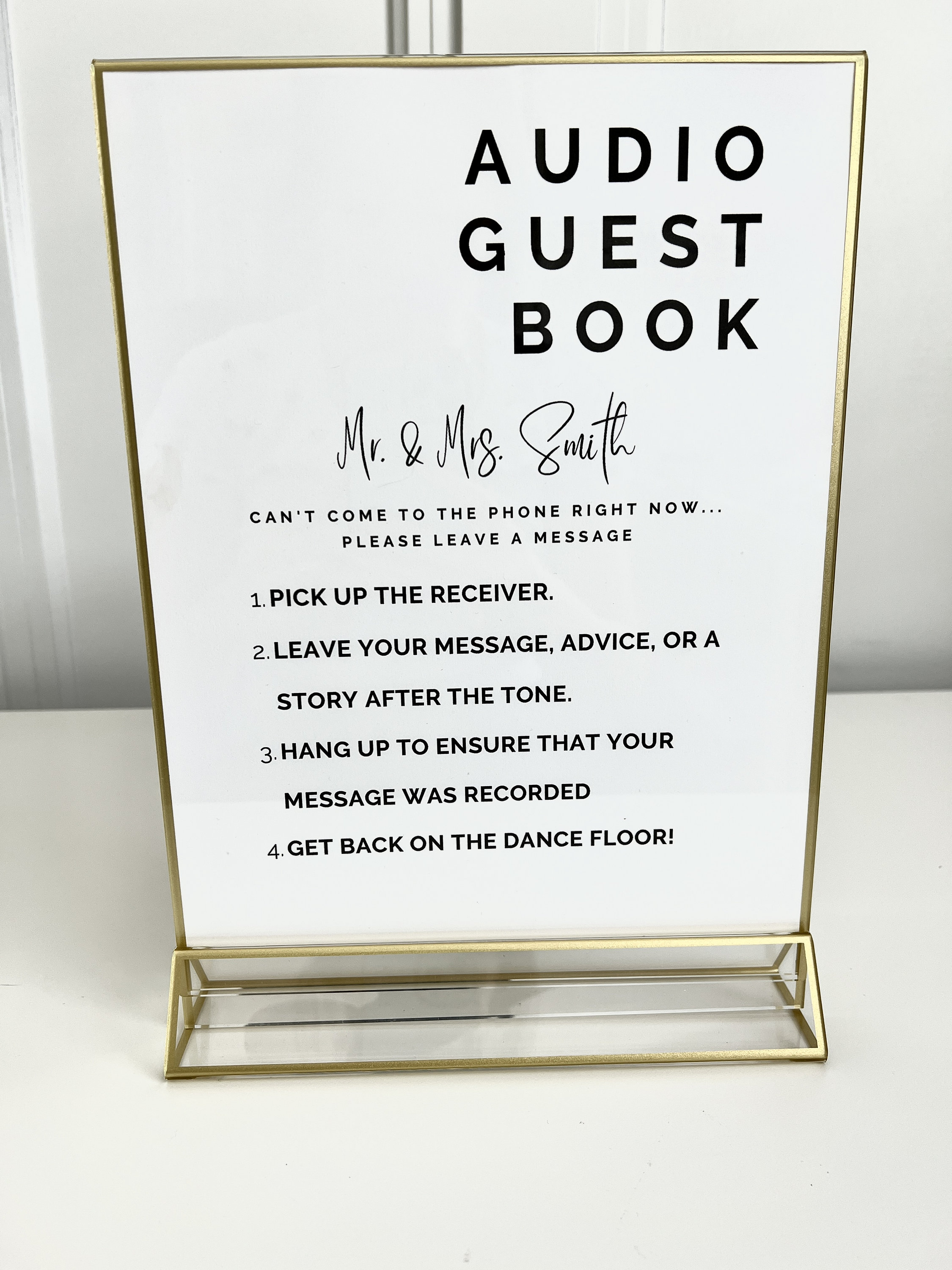 結婚式、婚約、退職、誕生日パーティー用のオーディオゲストブックの