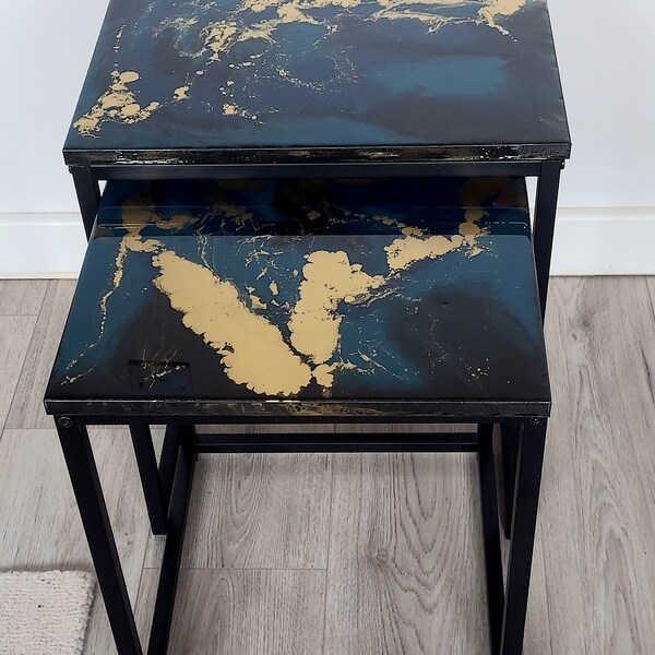 Nest of 2 resin sofa side coffee tables, square black metal legs, unique epoxy resin wooden top, ideal furniture for small spaces.