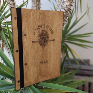 Carpeta de menú de restaurante de madera con archivos digitales dxf / svg / ai para corte láser y grabado, plano para A4
