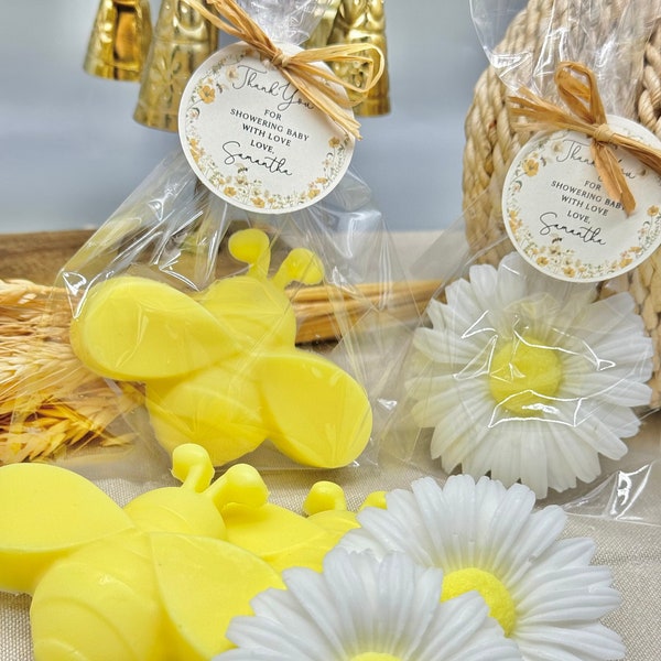 Big Bee Daisy Soap Favors, Honey Bee Soaps Favors, Honey Bee Baby Shower Gifts, Queen Bee Bridal Shower, Mommy To Bee Decorate, Spring Party