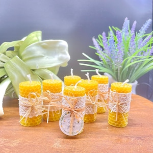 Honey Bee Candle favors - 100% Pure Beeswax Shower favors baby shower favors Bee baby shower, Mommy-to-bee, bee favors, bride shower favors