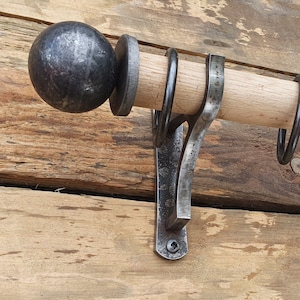 Terra Curtain Pole Set in Natural Untreated Oak and Steel