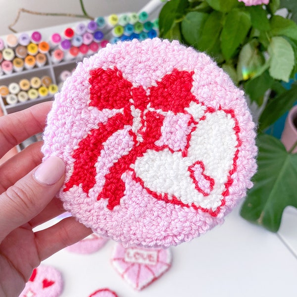 Punch Needle mug rug coaster • Valentine's Day theme • Heart locked