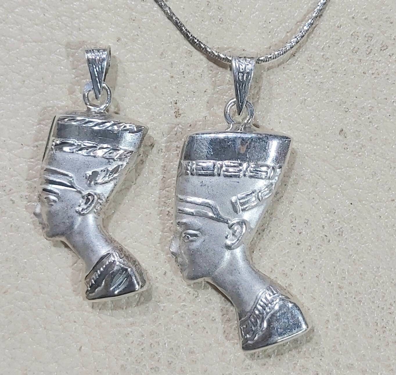 Egyptian Handmade Sterling Silver 925 Nefertiti Mask Pendant - Thumbnail 2