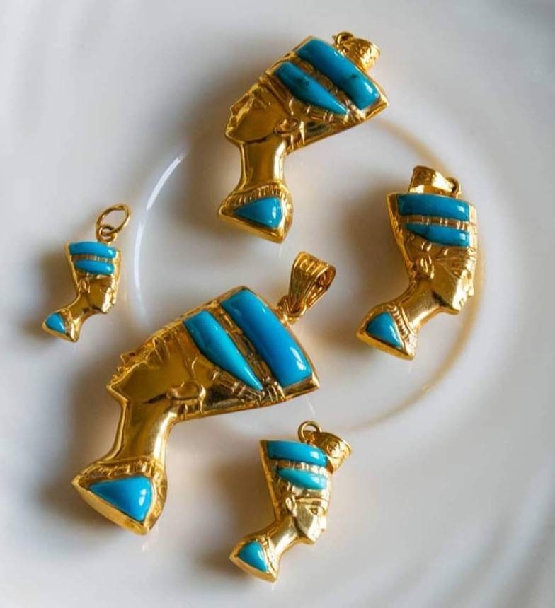 Handmade Egyptian 18K Double Sided Nefertiti Pendant - Image 1