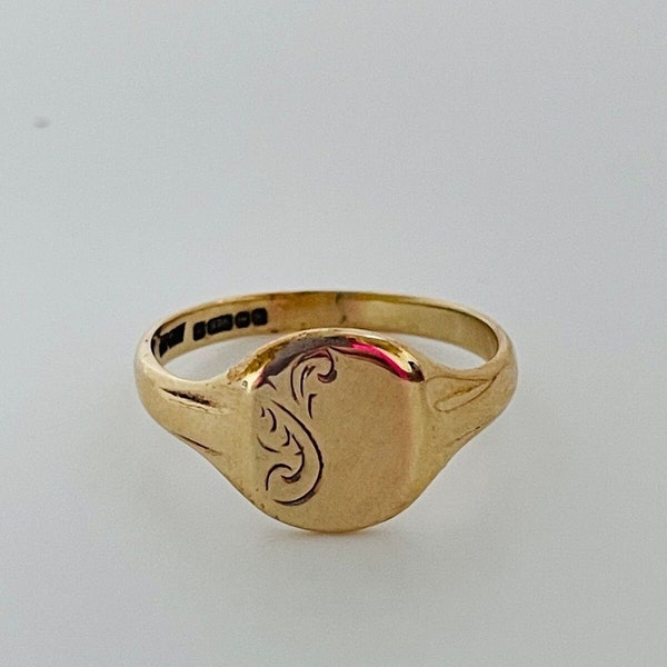 Vintage 9ct gold signet ring