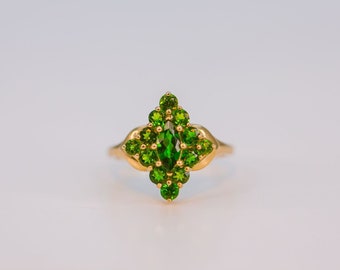 9ct yellow gold chrome diopside cluster ring