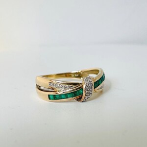 9ct gold emerald and diamond twist ring image 2