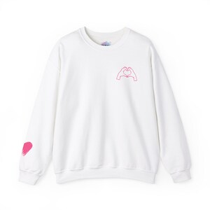 Love Heart - Valentines Day Unisex Heavy Blend™ Crewneck Sweatshirt
