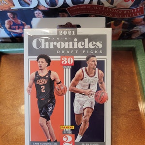 Caja para colgar selecciones del draft de Panini Chronicles 2021