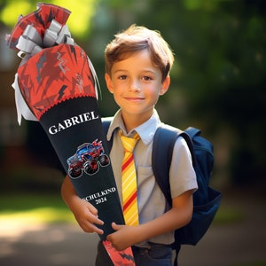 Cône d'école 70 cm adapté au cartable pour garçons Step Monster Truck Cône de sucre comme coussin d'école