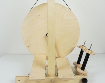 Louet S17 Spinning Wheel | Double Treadle Wheel