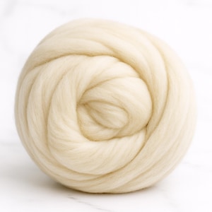 Revolution Fibers | 100% Natural Wool Roving (Approx 1 lb / 16oz) – Corriedale Spinning Wool Top, Premium Core Wool for Felting & Spinning zdjęcie 1